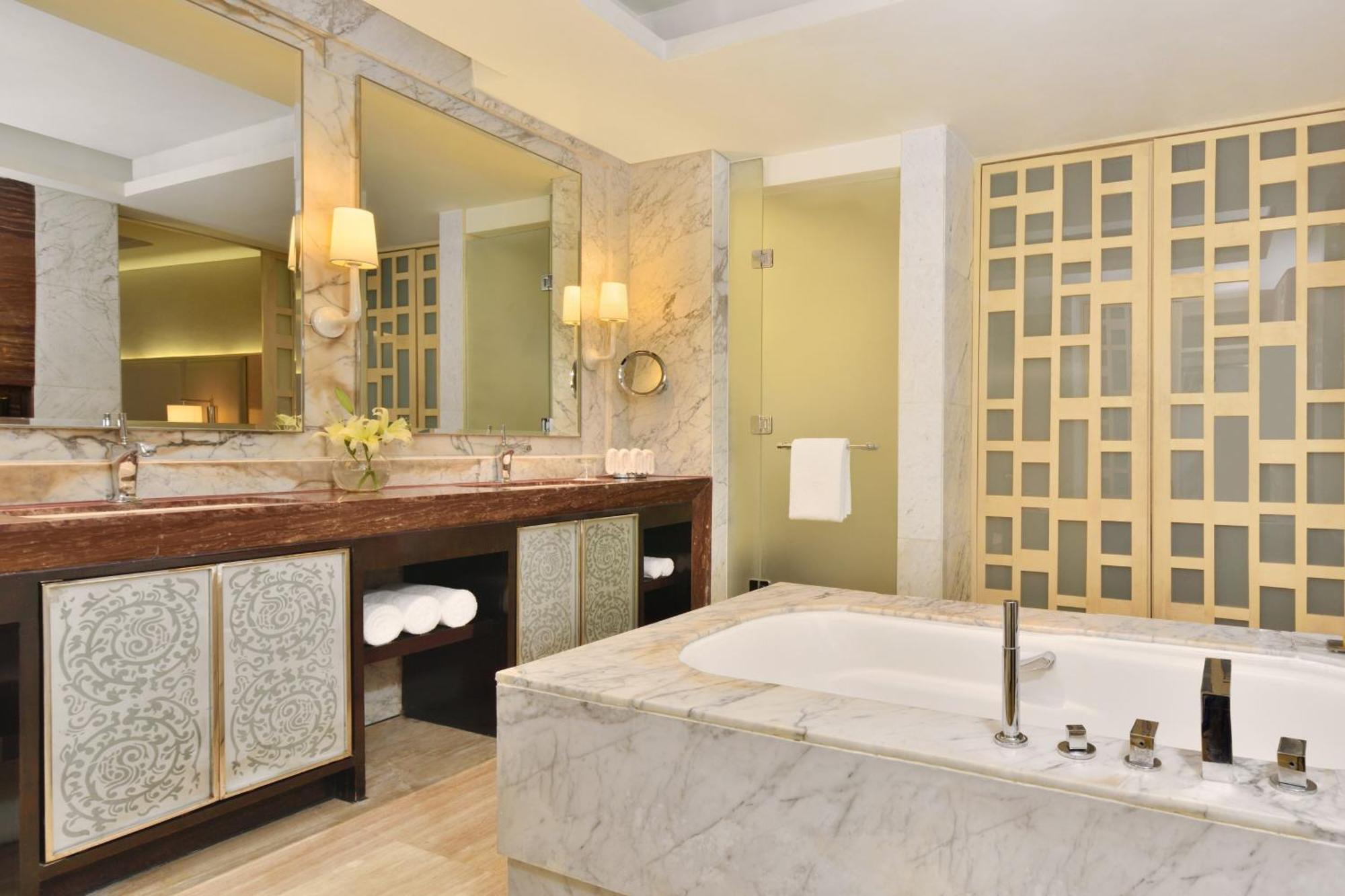 Hotel Jw Marriott Chandigarh