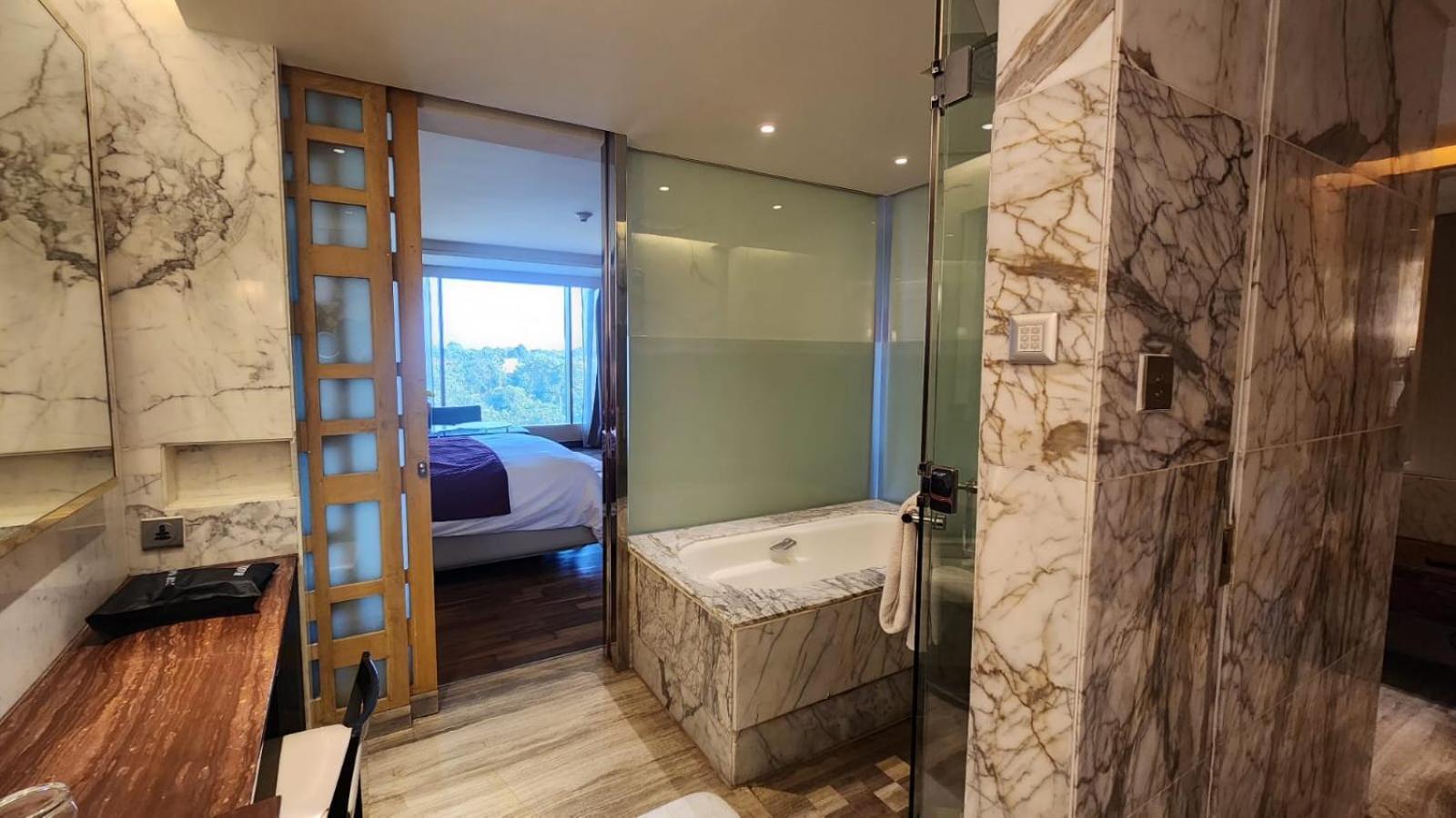 Jw Marriott Hotel 5*