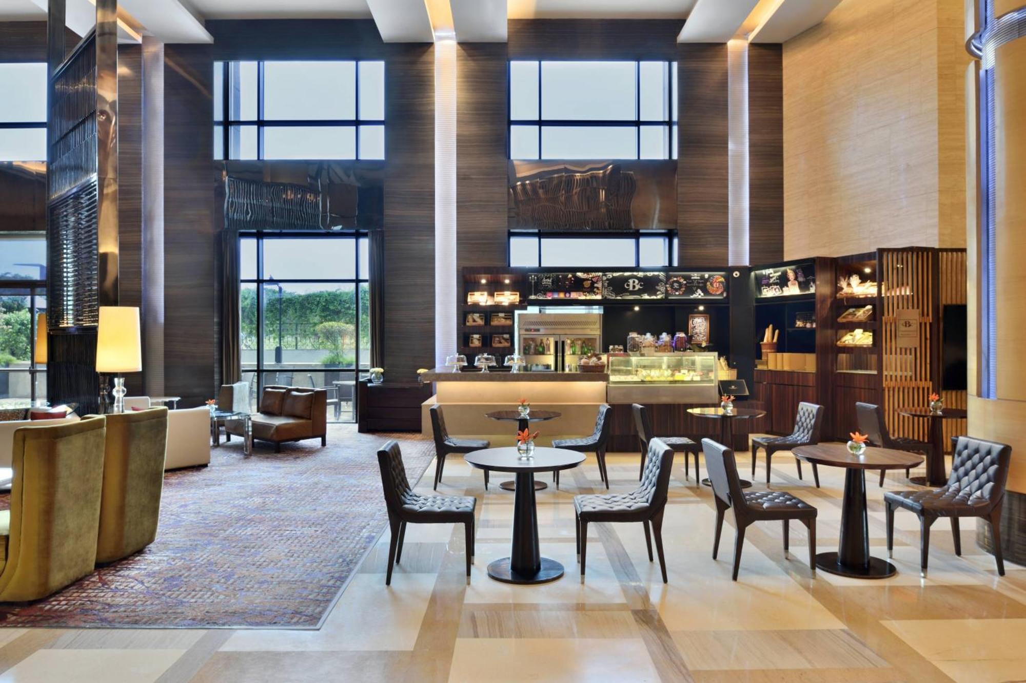 Jw Marriott Hotel 5*